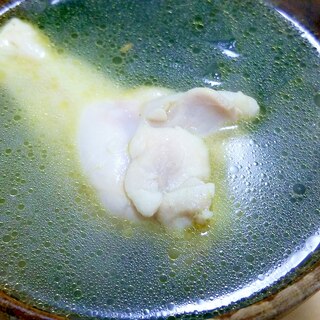 【鶏手羽元】ワカメと鶏の韓国風スープ